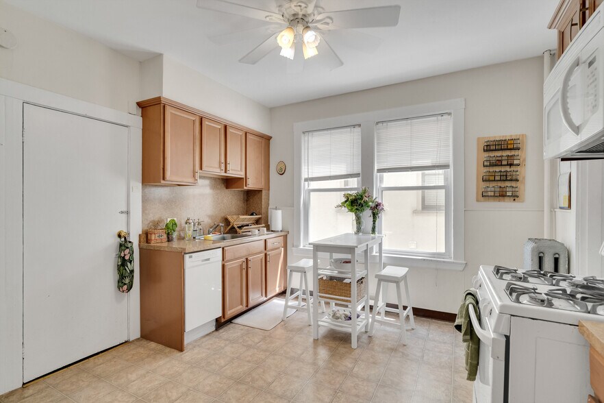 More Photos Of 201 Rawson Rd, Brookline Apartments For Sale