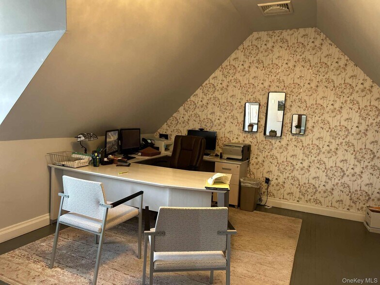 More Photos Of 361 Union Blvd, West Islip Office For Sale