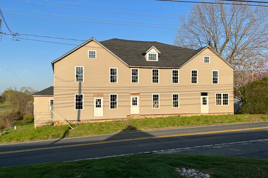 1121 Baldwin Mill Rd, Jarrettsville, MD 21084 Office Residential For
