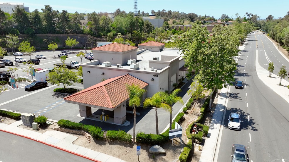 Primary Photo Of 640 Hacienda Dr, Vista Storefront For Sale