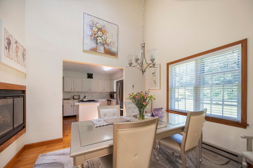 More Photos Of 46 Statue Way, Portsmouth Multifamily For Sale