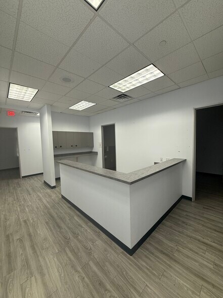 More Photos Of 2843 St Rose Pky, Henderson Medical For Lease
