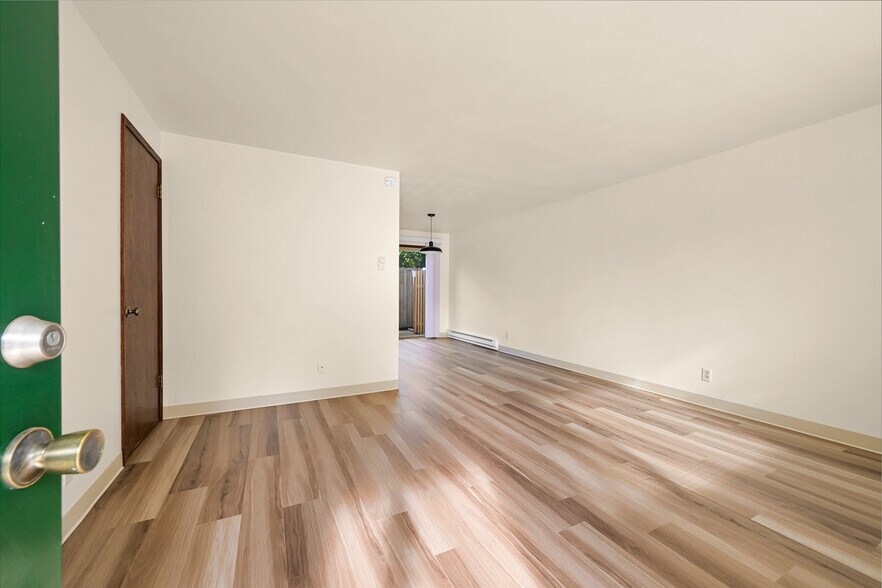 More Photos Of 3330 Northwest Ave, Bellingham Multifamily For Sale