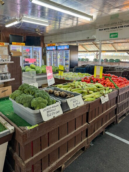 More Photos Of 13685 Ocean Gateway, Wye Mills General Retail For Sale