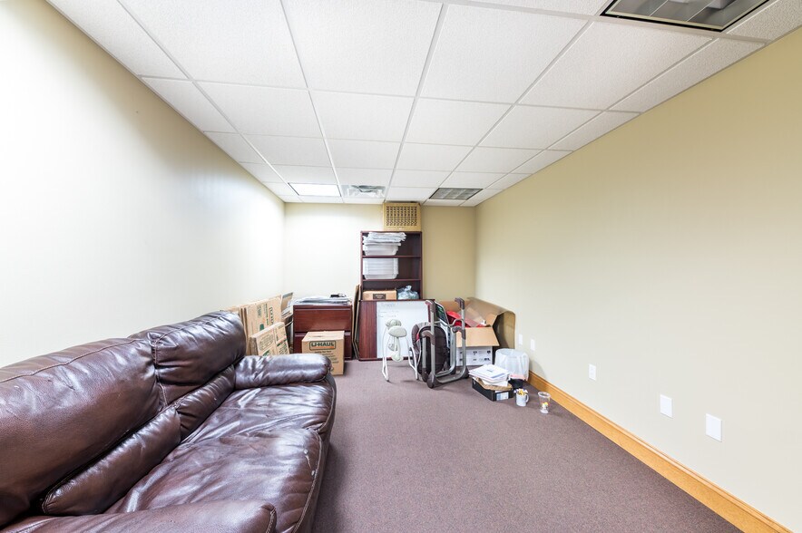 More Photos Of 315 High St, Morgantown Office For Sale