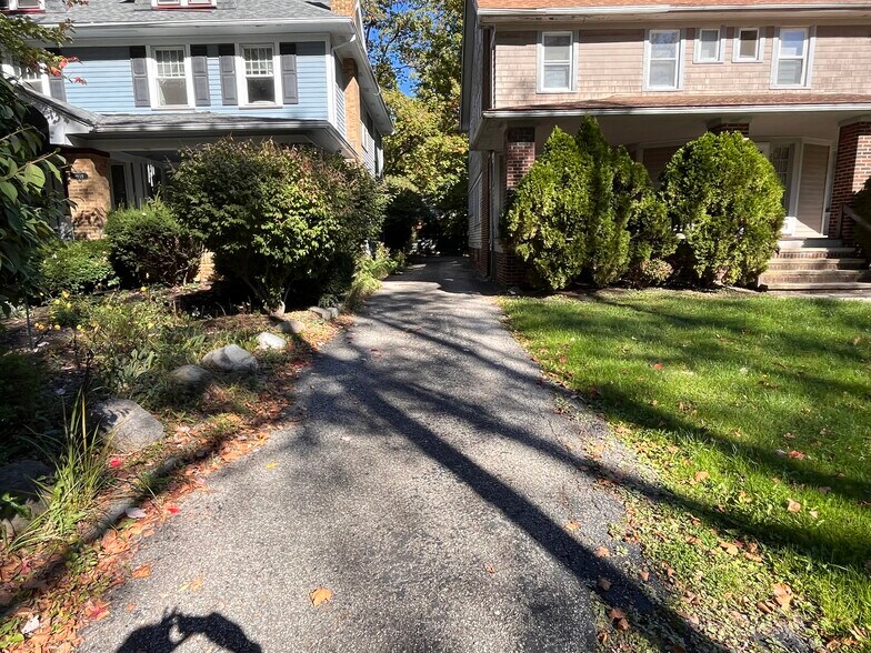 More Photos Of ,  Unknown For Sale