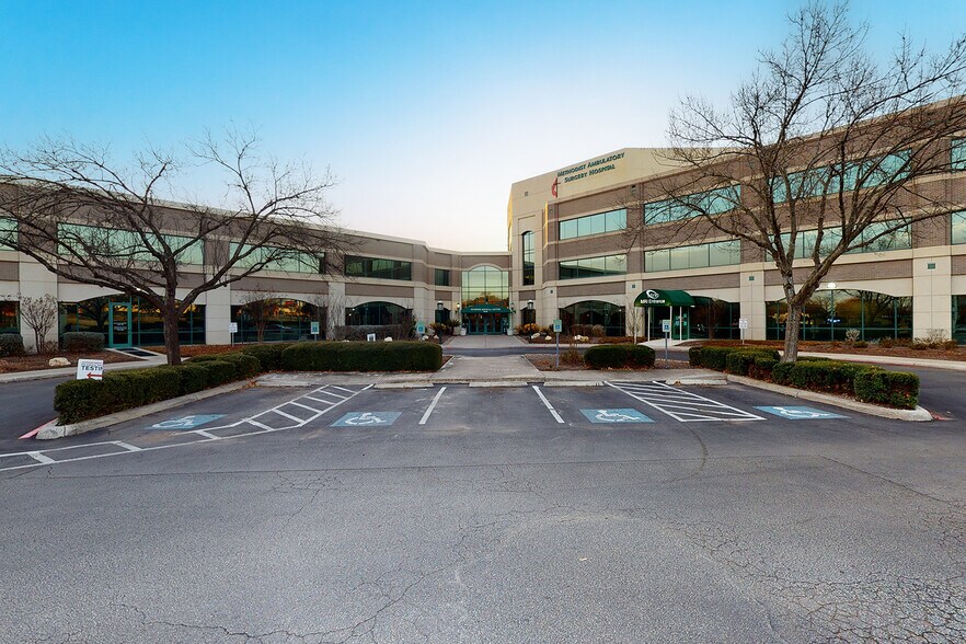 More Photos Of 9150 Huebner Rd, San Antonio Medical For Lease