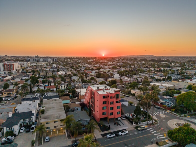 Primary Photo Of 4384 Hamilton St, San Diego Apartments For Sale