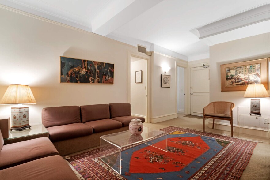 More Photos Of 910 Park Ave, New York Apartments For Sale