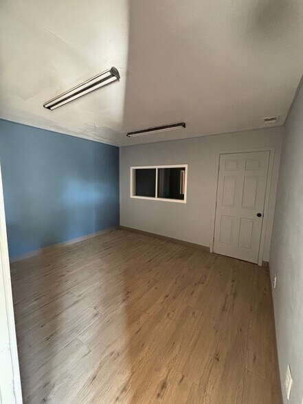 More Photos Of 12416 J Rendon Rd, Burleson Industrial For Lease