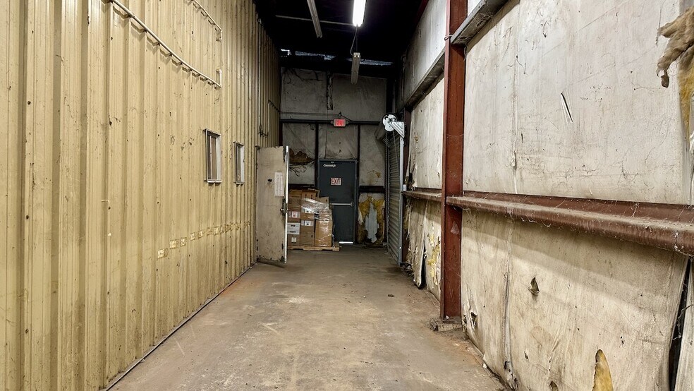 More Photos Of 3107 Spring Hill Ave, Mobile Freestanding For Sale