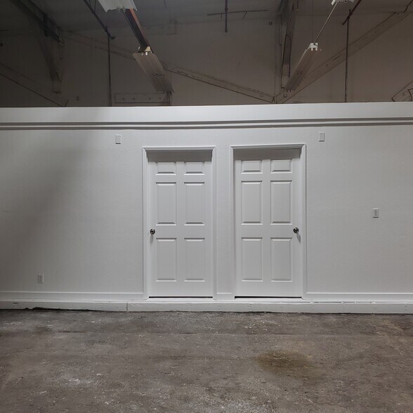 More Photos Of 3802 Mallard Dr, Benicia Warehouse For Lease