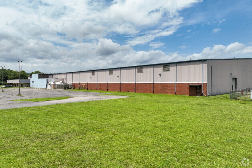 Primary Photo Of 175 Mehler Ln, Martinsville Manufacturing For Sale