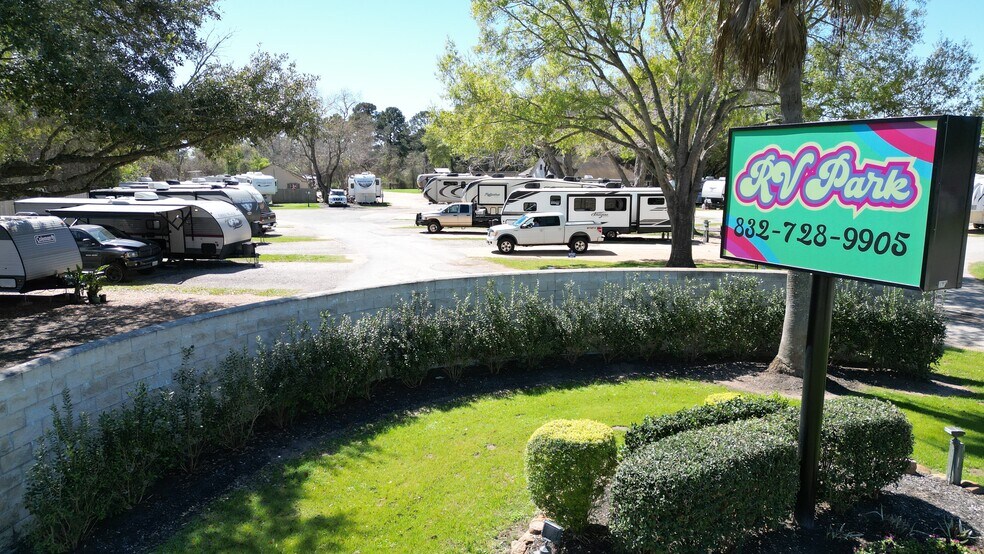 More Photos Of 19615 FM 2920 Rd, Tomball Multifamily For Sale