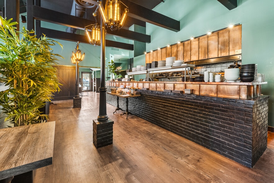 More Photos Of 1716 Depot St, Manchester Center Restaurant For Sale