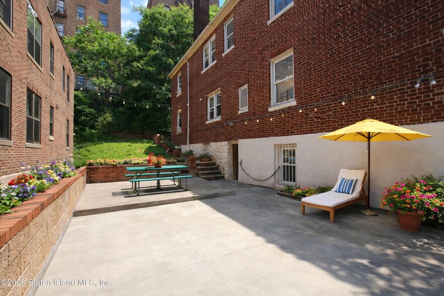 More Photos Of 2854 Kingsbridge Ter, Bronx Multifamily For Sale