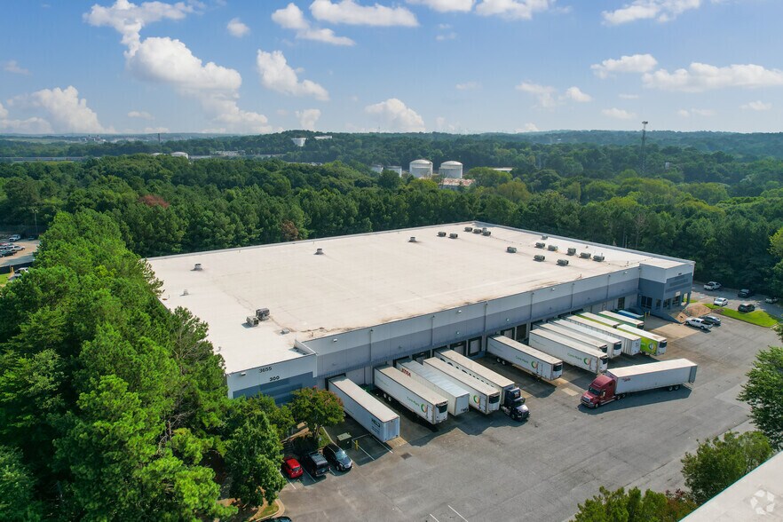More Photos Of 3655 Atlanta Industrial Dr NW, Atlanta Warehouse For Lease