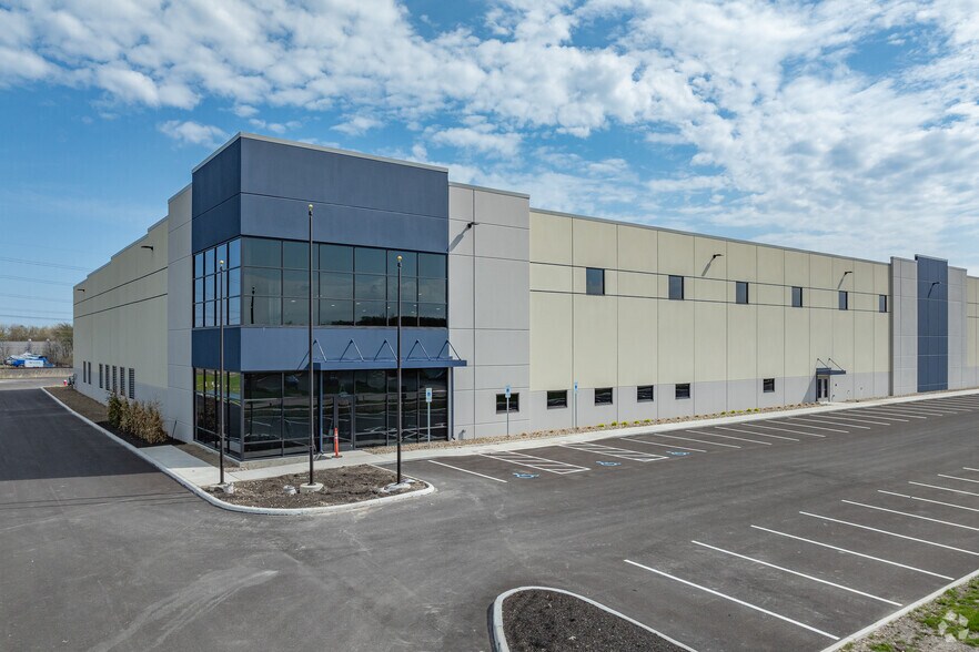 Primary Photo Of 37988 Avon Commerce Pky, Avon Distribution For Lease