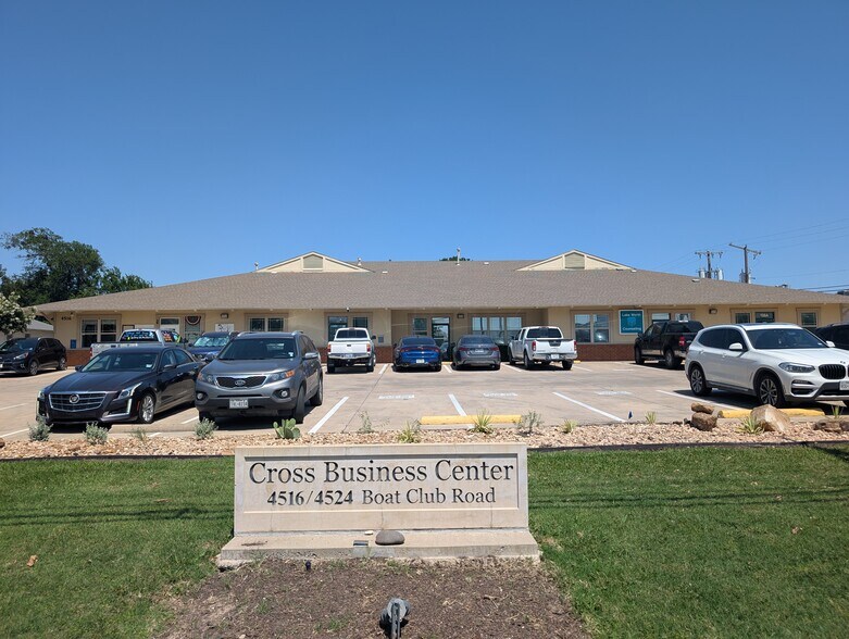 More Photos Of 4516 Boat Club Rd, Fort Worth Office For Lease