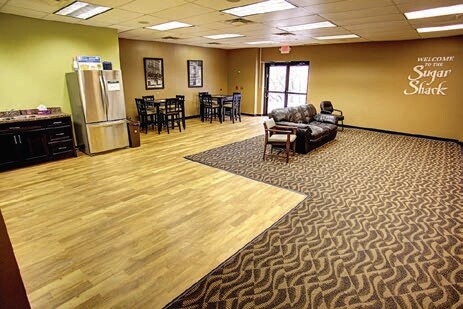 More Photos Of 400 Sugar Camp Cir, Dayton Loft Creative Space For Sale