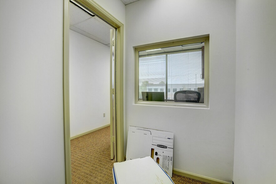 More Photos Of 215 S Wadsworth Blvd, Lakewood Medical For Sale