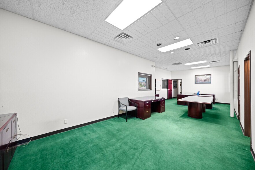 More Photos Of 9200 Lower Azusa Rd, Rosemead Warehouse For Sale