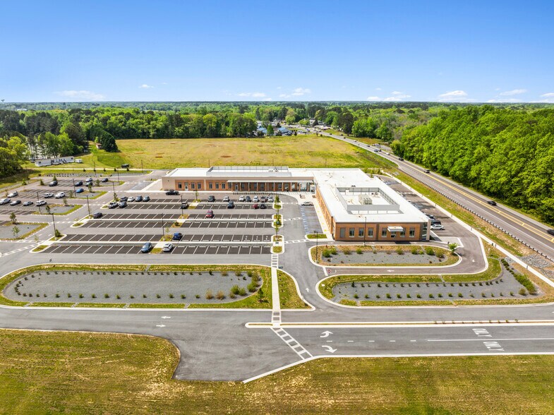 More Photos Of 10614 Racetrack Rd, Berlin Medical For Sale