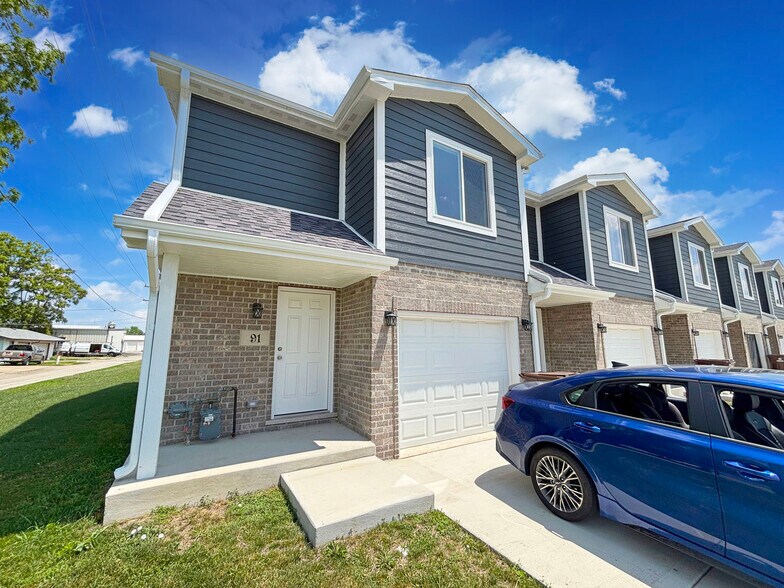 More Photos Of 91 E Adams St, Manteno Multifamily For Sale
