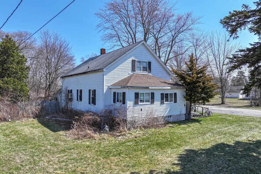 More Photos Of 12181 Dixie Hwy, Birch Run Specialty For Sale