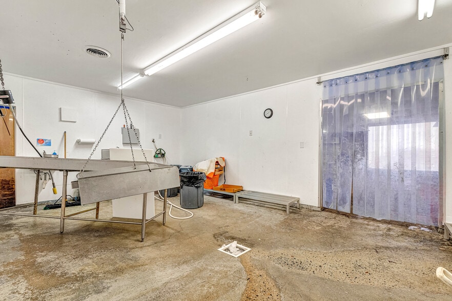 More Photos Of 1505 Brook Rd, Richmond Warehouse For Sale