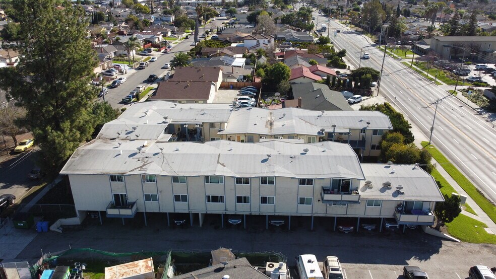 Primary Photo Of 1500 S White Rd, San Jose Apartments For Sale