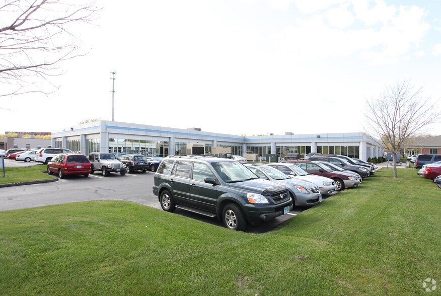 More Photos Of 31 Inwood Rd, Rocky Hill Flex For Sale