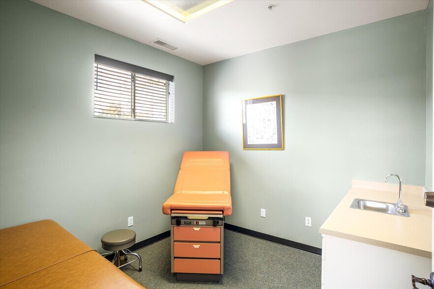 More Photos Of 120 Northview Rd, Sedona Skilled Nursing Facility For Sale
