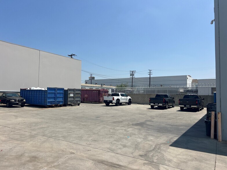 More Photos Of 10665 E Rush St, South El Monte Warehouse For Lease
