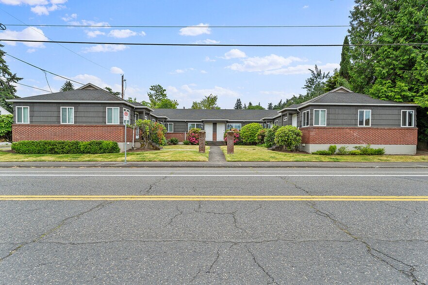 Primary Photo Of 7222 E Burnside St, Portland Apartments For Sale