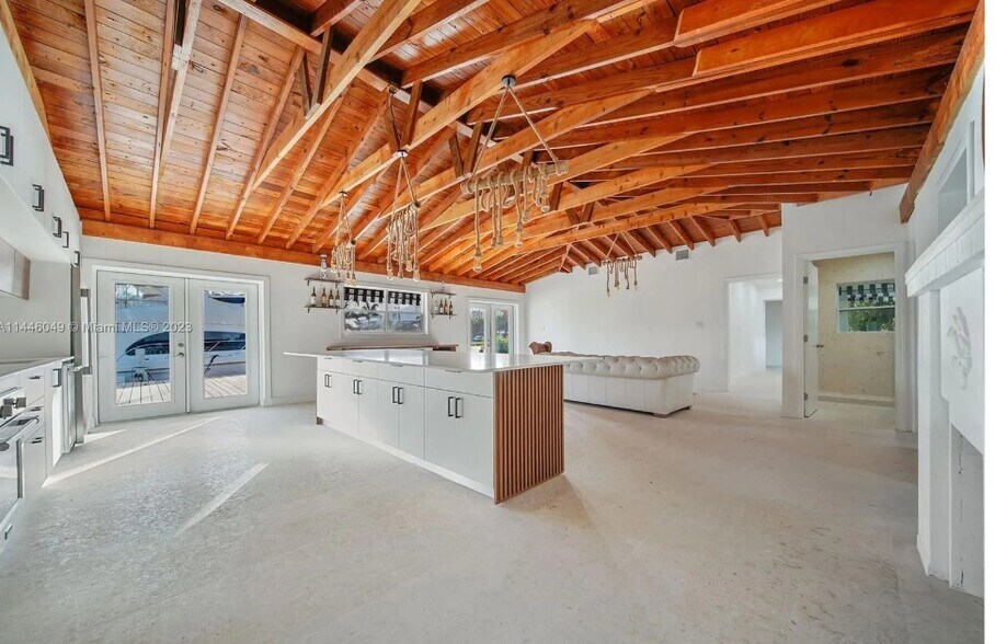 More Photos Of 1110 NW North River Dr, Miami Specialty For Sale