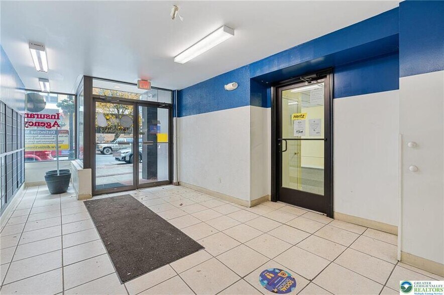 More Photos Of 915 W Hamilton St, Allentown Office Residential For Sale