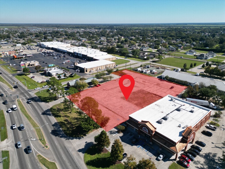 More Photos Of 203 N Canal Blvd, Thibodaux Land For Sale
