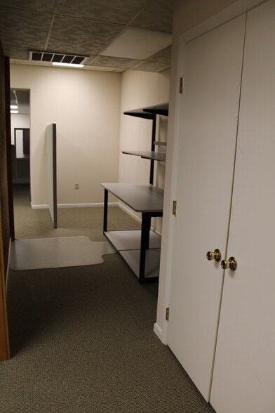 More Photos Of 20 W Lancaster Ave, Shillington Office For Lease