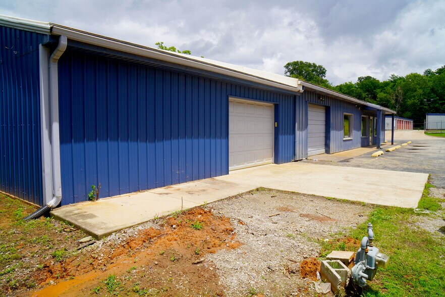 More Photos Of 106 W 3rd St, Chandler Auto Repair For Sale