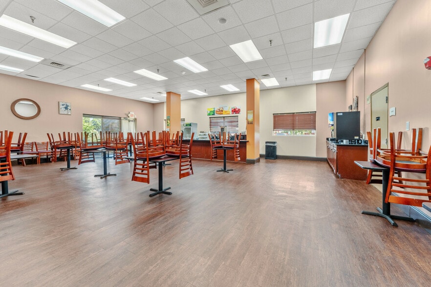 More Photos Of 12340 I-10 Service Rd, New Orleans Hotel For Sale