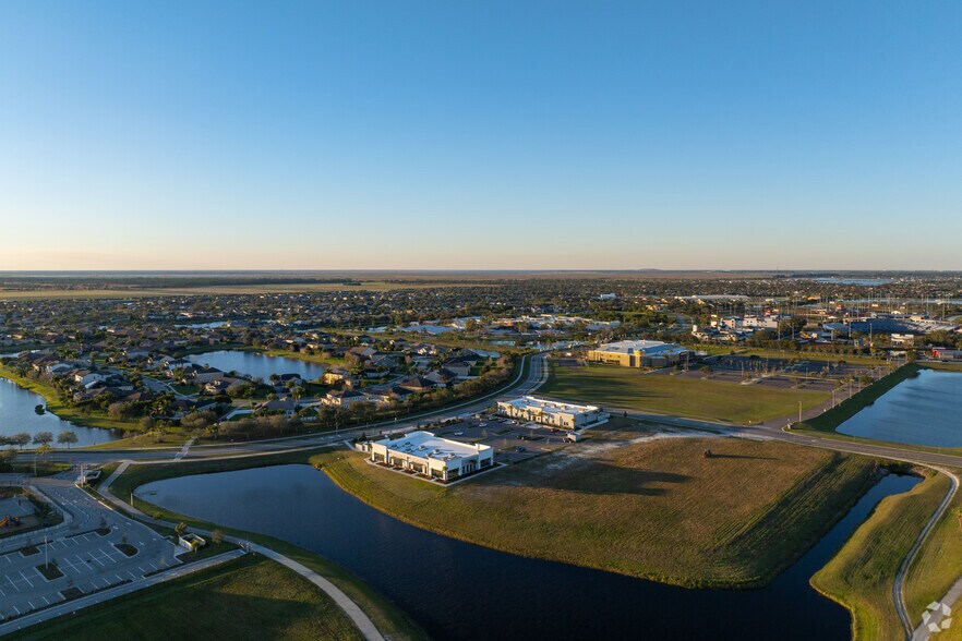 More Photos Of 6156 Breslay Dr, Melbourne Medical For Lease