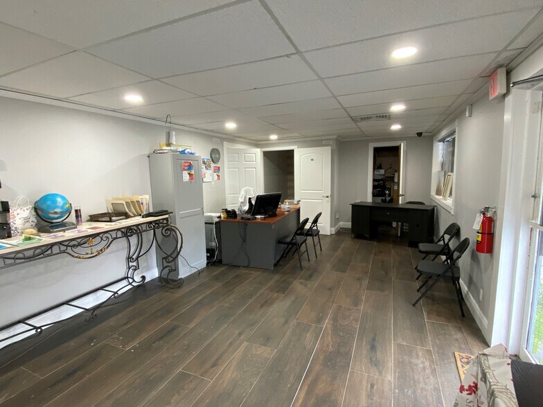 More Photos Of 2040 Indian Rd, West Palm Beach Freestanding For Lease