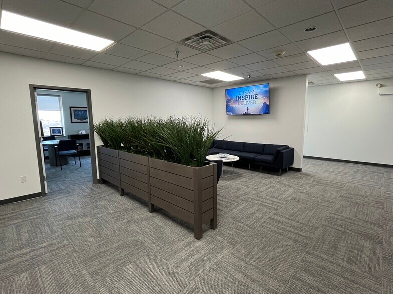 More Photos Of 401 Technology Dr, Canonsburg Light Distribution For Sale