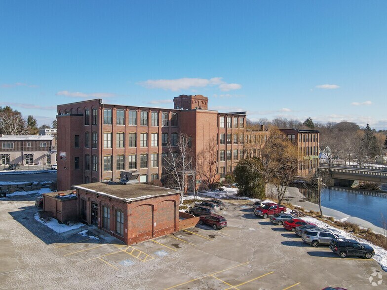 More Photos Of 2 Storer St, Kennebunk Office For Lease