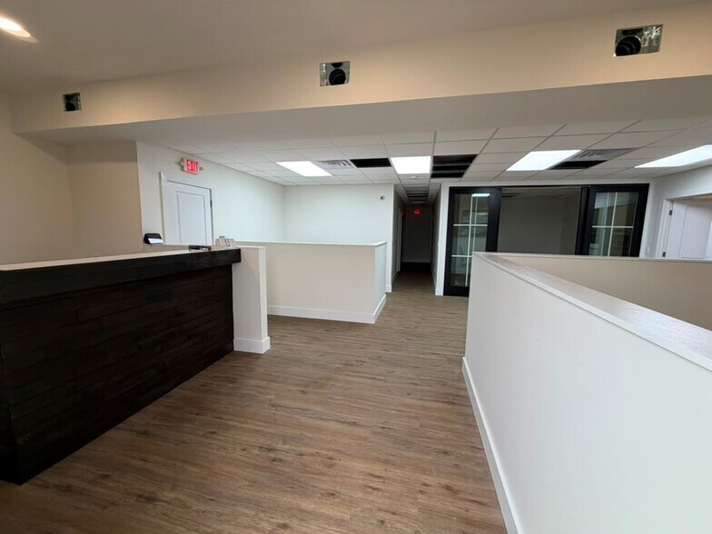 More Photos Of 1782 Hooper Ave, Toms River Loft Creative Space For Lease