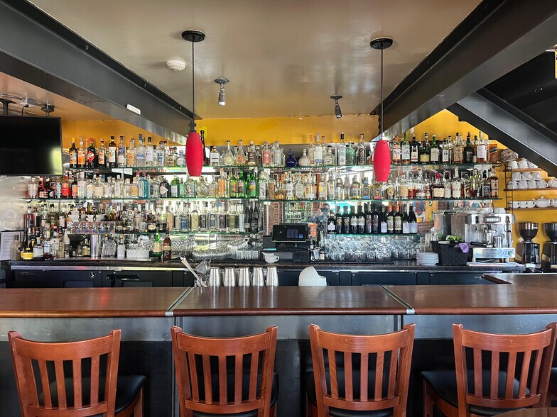 More Photos Of 1501 Solano Ave, Albany Restaurant For Sale