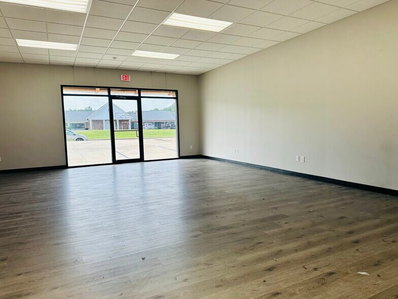 More Photos Of 1195 E Main St, Melbourne Loft Creative Space For Sale