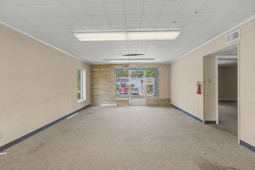 More Photos Of 1117 10th St, Huntsville Office For Lease