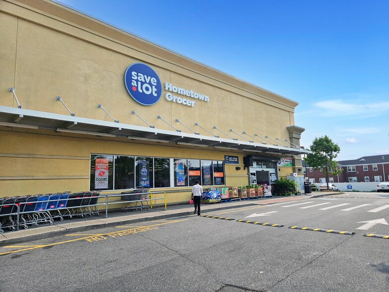 More Photos Of 1700 Park Ave, Bridgeport Unknown For Lease